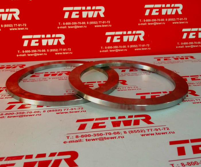 Кольцо упорное башмака балансира (внутреннее) без проточки 6303-2918044