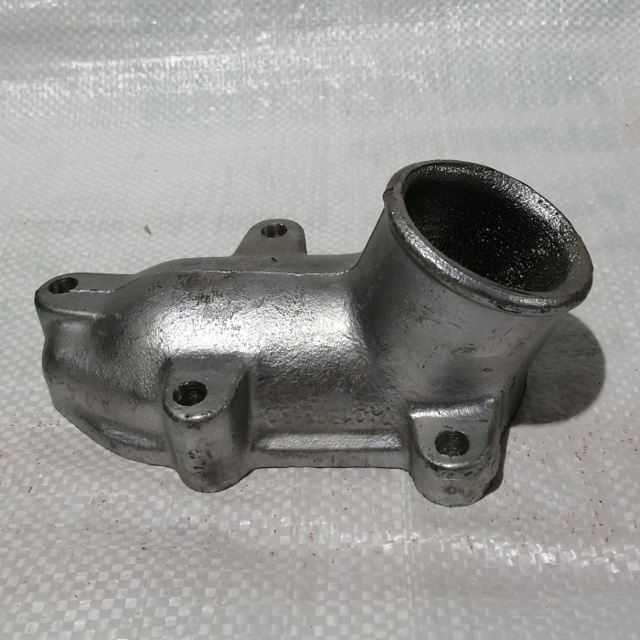 Патрубок (крышка термостата) 740-1303130