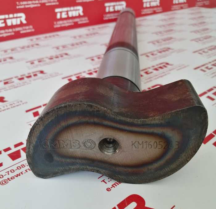 Вал тормозной левый L=603 КМ1605473 (05.097.05.47.3) КММЗ