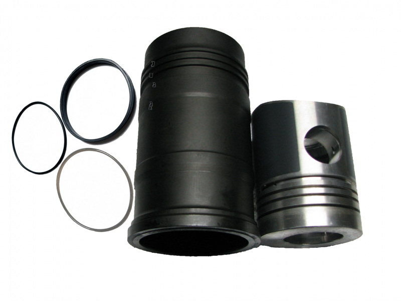 Гильза с поршнем МАЗ с пальцем и кольцами 236-1004005